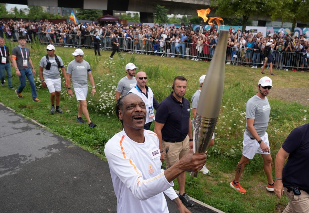 Paris 2024 Olympic Torch: A Symmetrical Work of Art