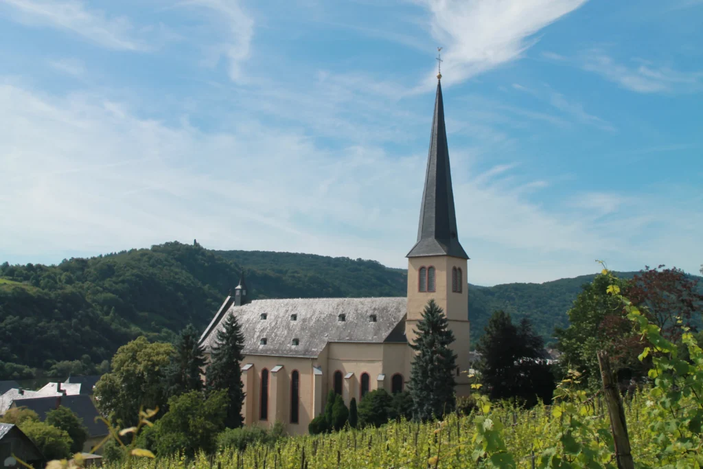 Sehenswürdigkeiten in Kröv St. Remigius Kirche