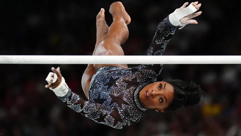 Simone Biles Gymnastik-Königin regiert